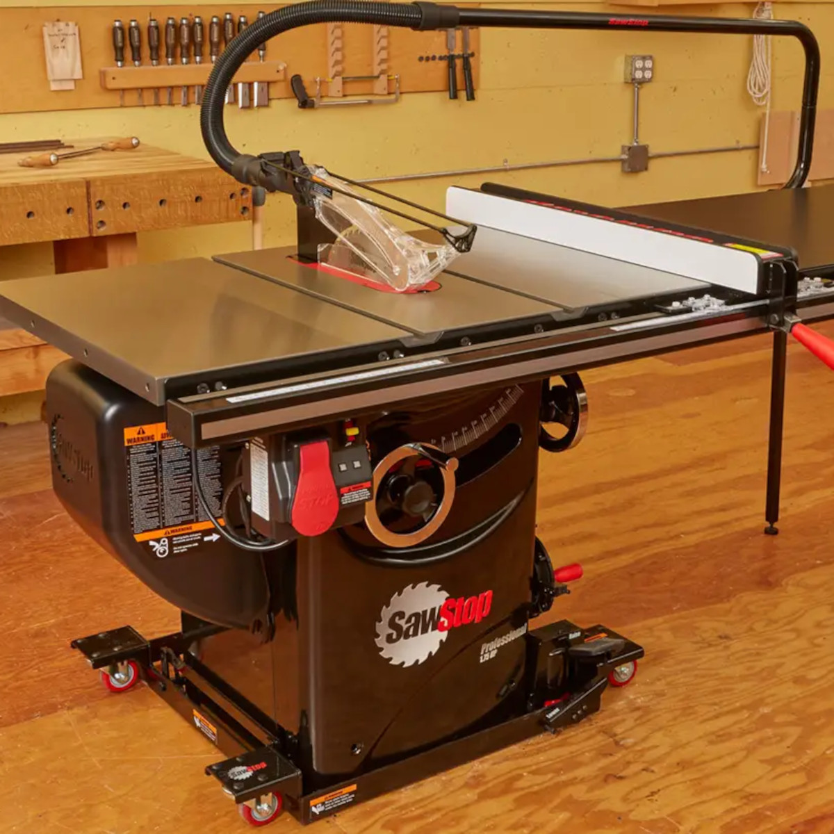 Woodworking business table saw